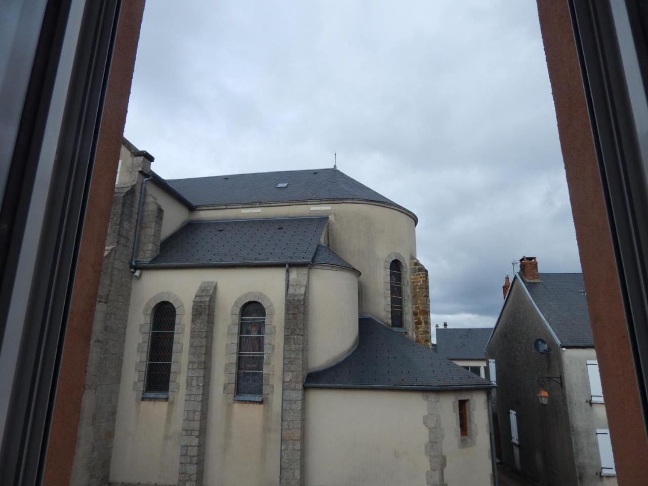 Le Lion D'Or Hotel Ouroux-en-Morvan Exterior photo